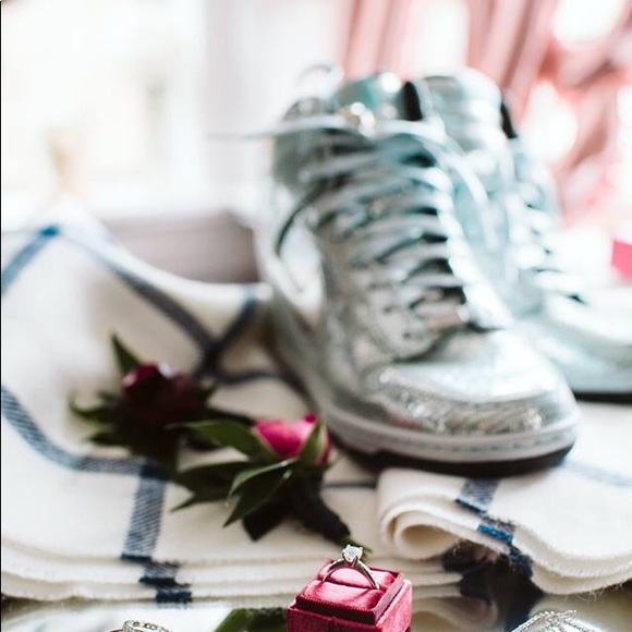 The MRS Box Classic in Scarlett - Picture 2 of 7